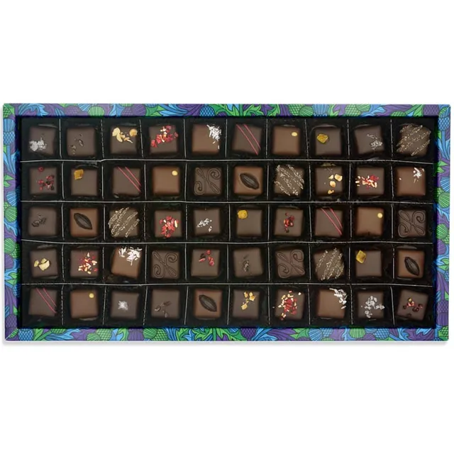 Chocolate Tree Extra Large Selection Box pralinky 50 ks
