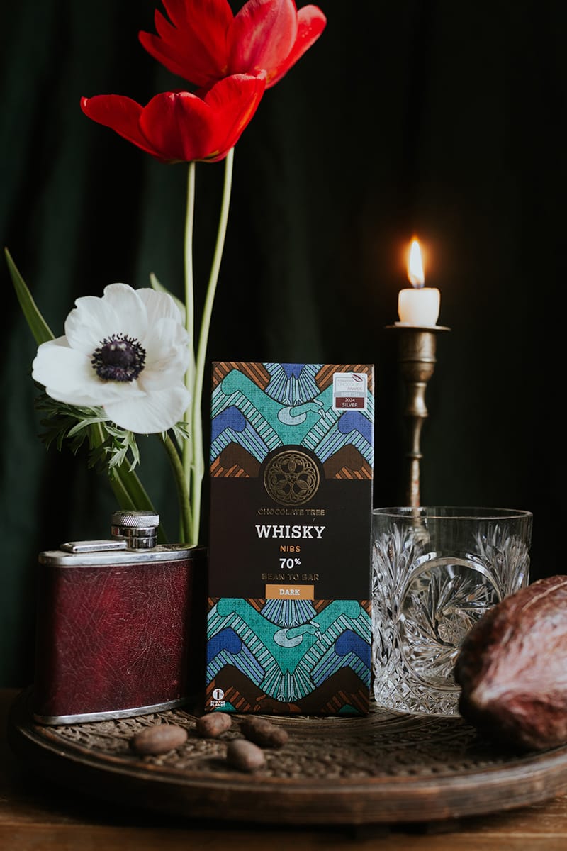 Chocolate Tree Whisky Nibs 70% hořká čokoláda whisky